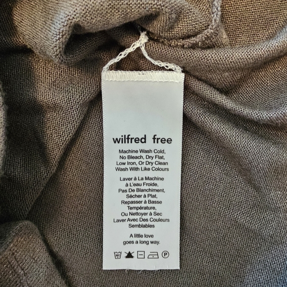 Wilfred Free Subah t-shirt with pocket sz  S - Picture 5 of 5
